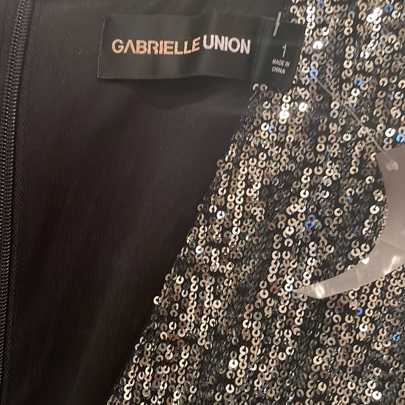 BEAUTIFUL NEVER WORN GABRIELLE UNION SEQUINS DRESS - Picture 4 of 4